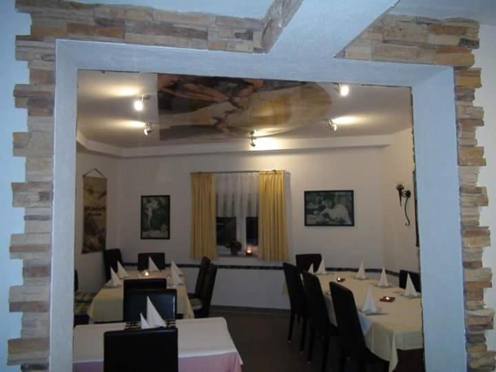 Hotel Fino Da Mario Ebersbach an der Fils Exterior foto